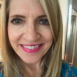 Meet your Posher, Candy